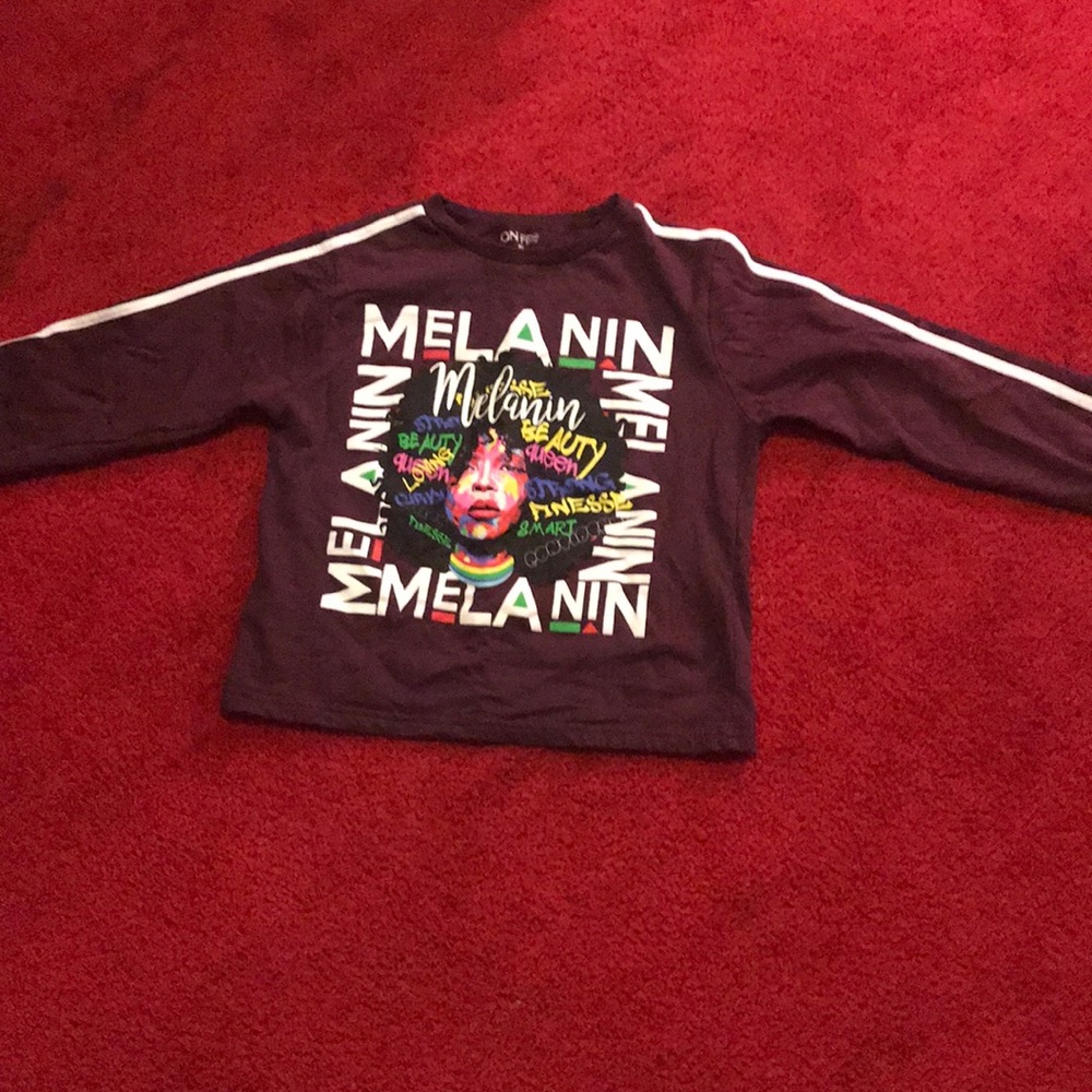 Long sleeve graphic shirt 2 FOR 1 SALE